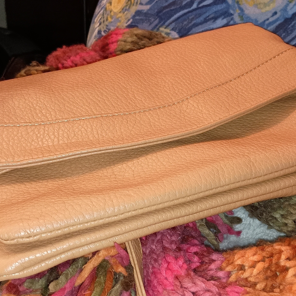Tan Clutch With Rectangular Shape And Zipper Clos… - image 2